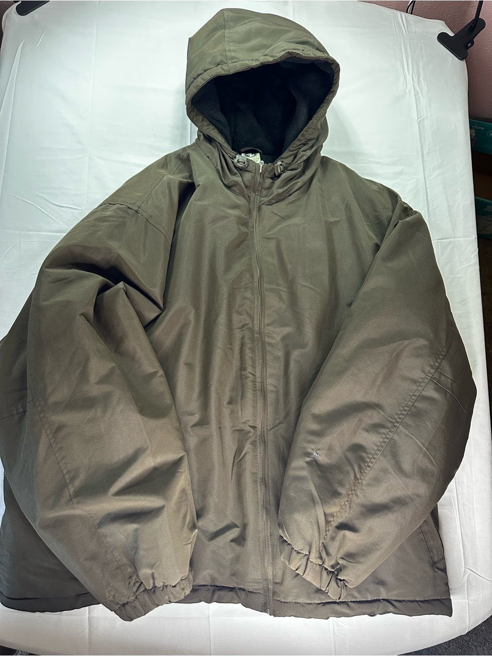 Athletic Works Hooded Puffer Jacket in Olive